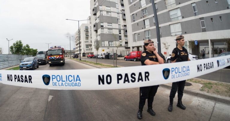 Parque Patricios: vecinos afectados por el derrumbe cuestionaron la seguridad del complejo