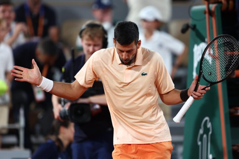 Novak Djokovic derrotó a Perricard y está en segunda ronda de Roland Garros
