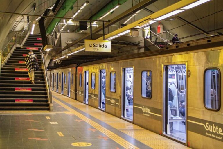 Los metrodelegados suspendieron la liberación de molinetes en la línea H del subte