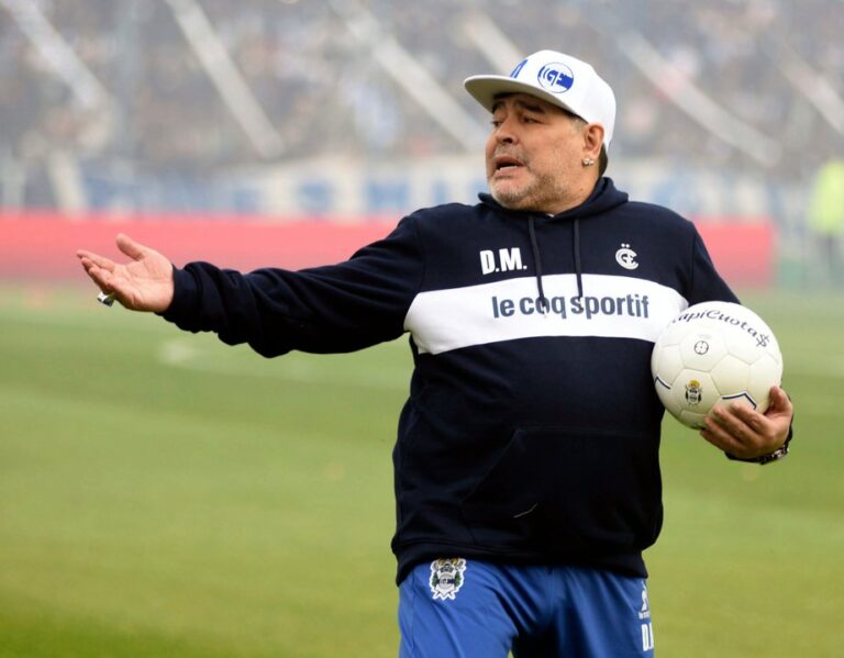 “Era la oportunidad de mi vida”: el lamento de Luque por no operar a Maradona
