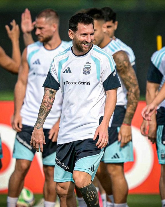 Con la presencia de Messi, Argentina se entrenó con la mirada puesta en Austria