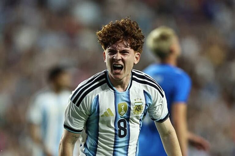 El zapatazo del “Colo” Barco para que la Selección argentina le gane a Islandia