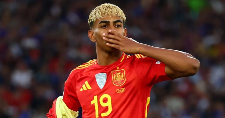 De la Fuente confía en recuperar a Lamine Yamal para el debut de España