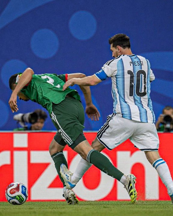 La Federación de Argelia reclamó ante la FIFA el arbitraje frente a la Selección argentina