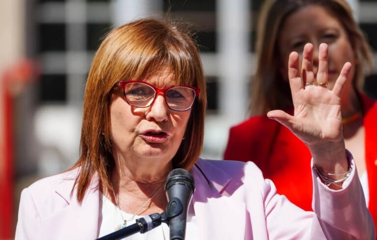 Bullrich: “La oposición usa el Mundial para hacer campaña anti-reelección”