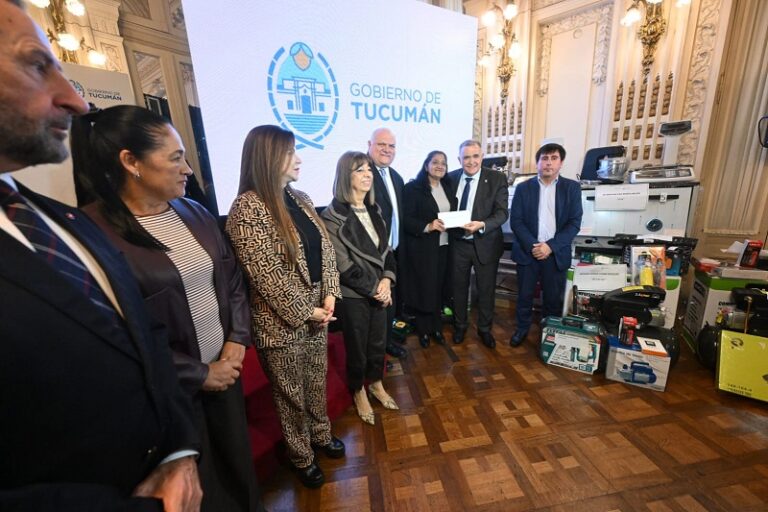 Jaldo impulsa la economía social con $35 millones en herramientas y créditos