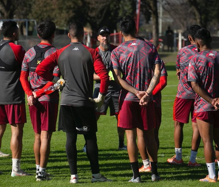 San Martín recupera soldados y alternativas: Orfila define el equipo para un duelo clave ante Güemes
