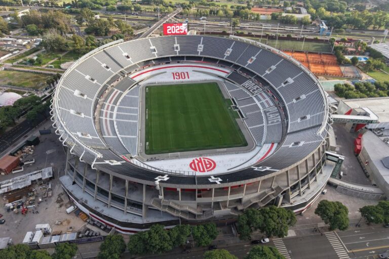 Cuándo juega River por la Copa Sudamericana: días, horarios y TV de sus próximos partidos