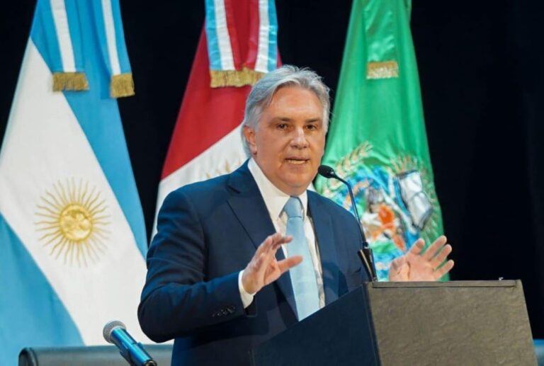 Córdoba: designación de nuevo juez electoral abre nuevo frente de tensión entre Llaryora y la oposición