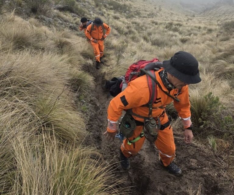 La búsqueda de Raúl Moyano: el helicóptero y una base en altura para llegar a las zonas más complejas del Ñuñorco